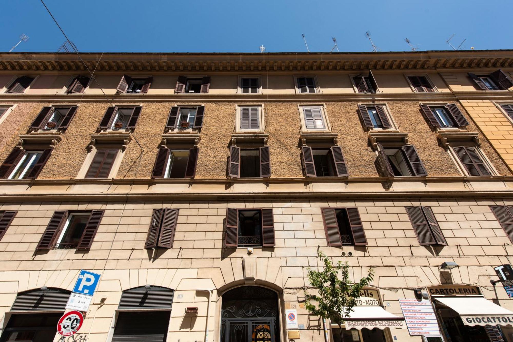 Apartment Vatican Scipioni Rom